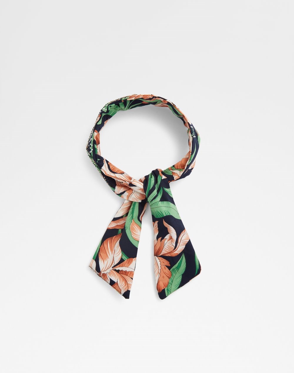 aldo-FRENCH-CHIC-Emily-in-Paris-fashion-moda-modnaialmanah