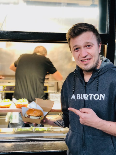 gastro-KSS-Burger-One-Renato-Đošić-Renman-modnialmanah-davor-gobac-edo-maajka