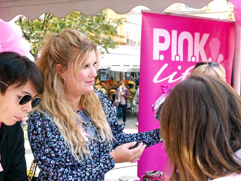pink-life-dm-drogerie-markt-hrvatska-story-alma-premerl-zoko-alma-fashion-modnialmanah
