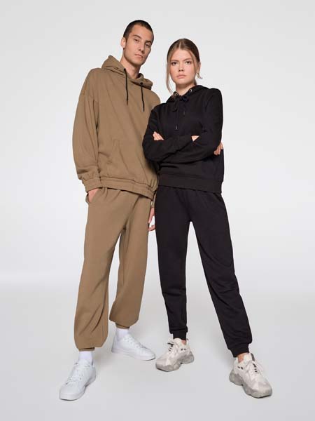 house-comfortwear-modnialmanah-trenirka-fashion