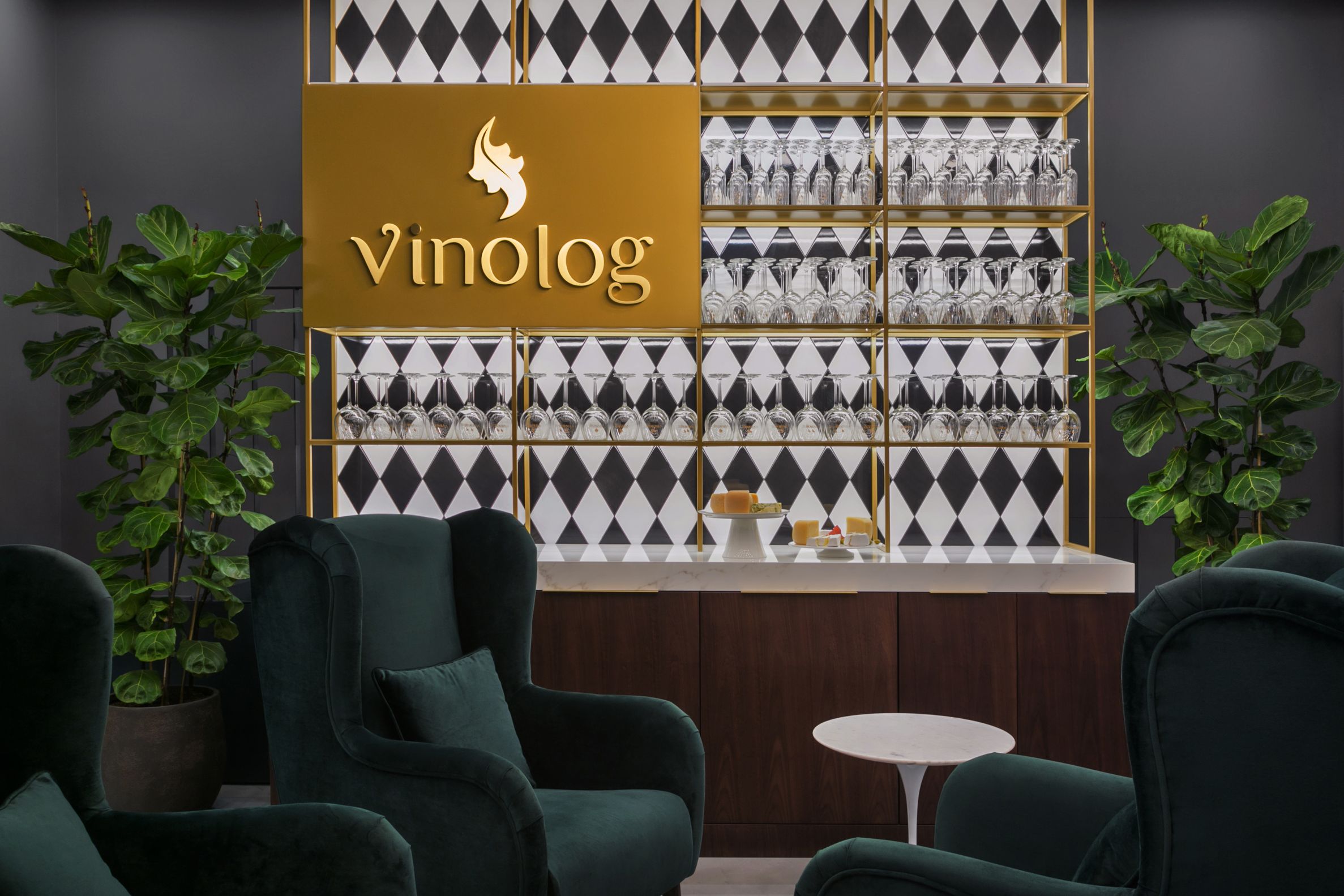 gastro-vinolog-wine-shop-modnialmanah-vino