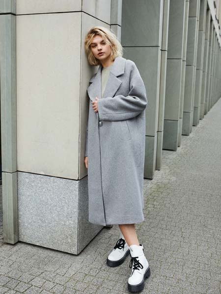 fashion-house-modnialmanah-poslovni-look
