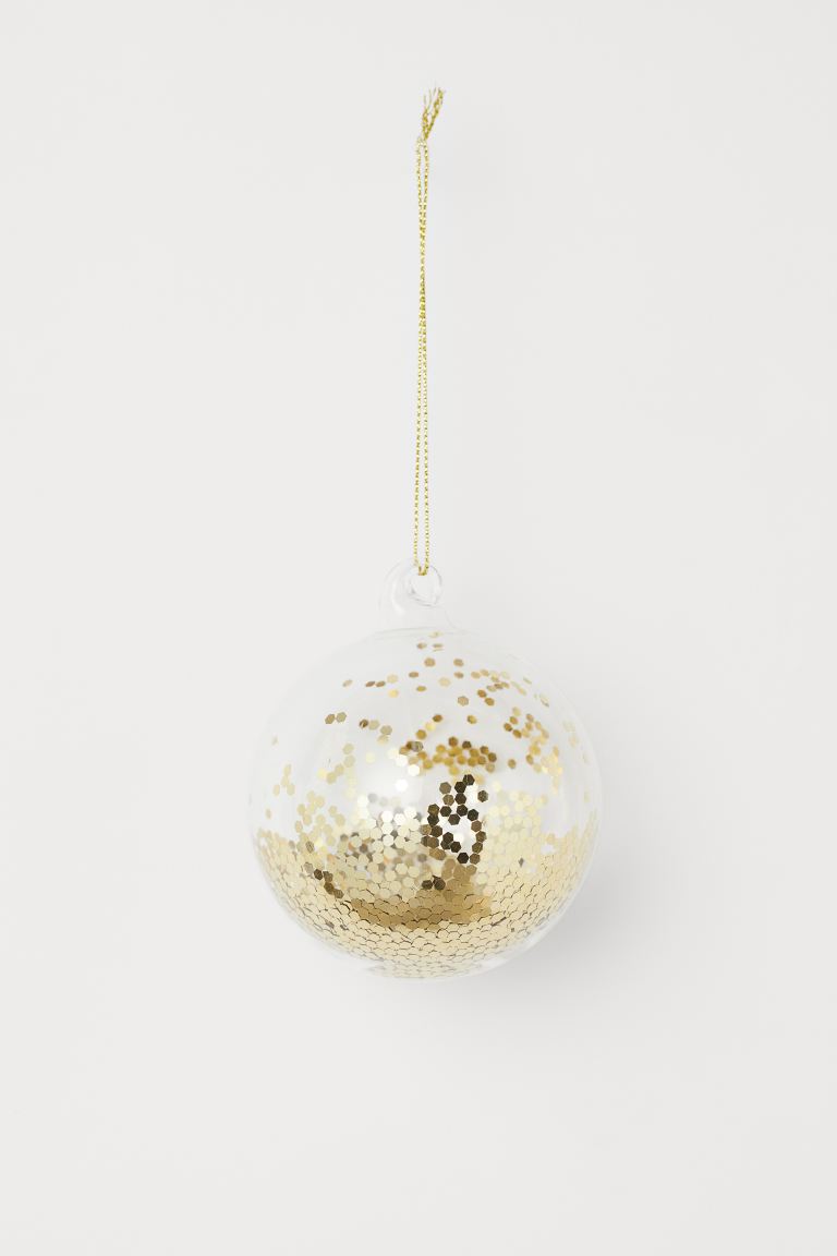 h&m-fashion-ukrasi-jelka-bor-mdnialmanah