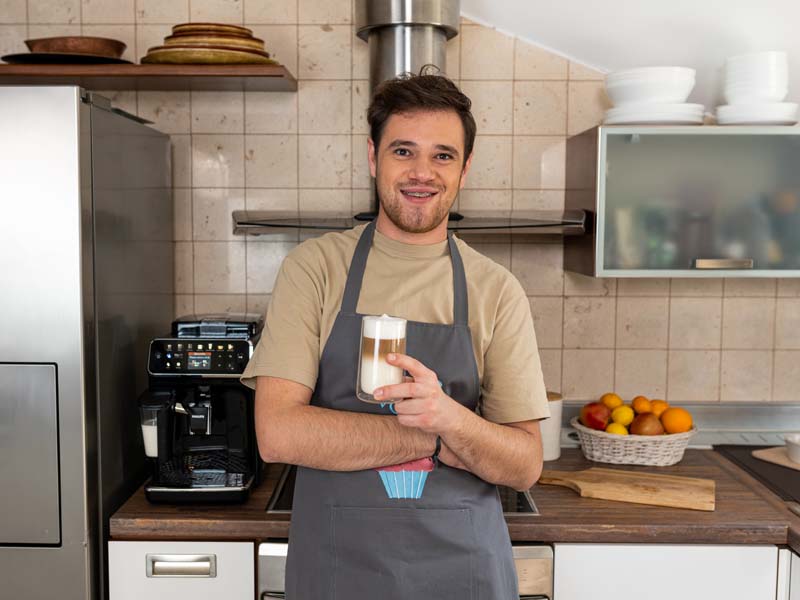 lifestyle-Philips-5400-Series-LatteGo-kava-coffee-modnialmanah
