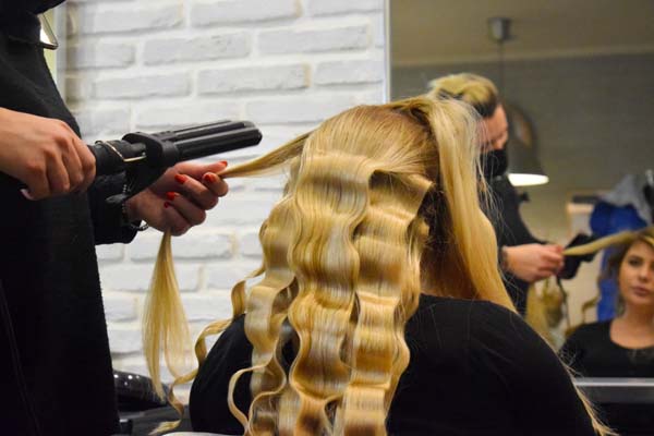 Scissors&Tweezers-ines-beranek-hair-kosa-beauty-modnialmanah