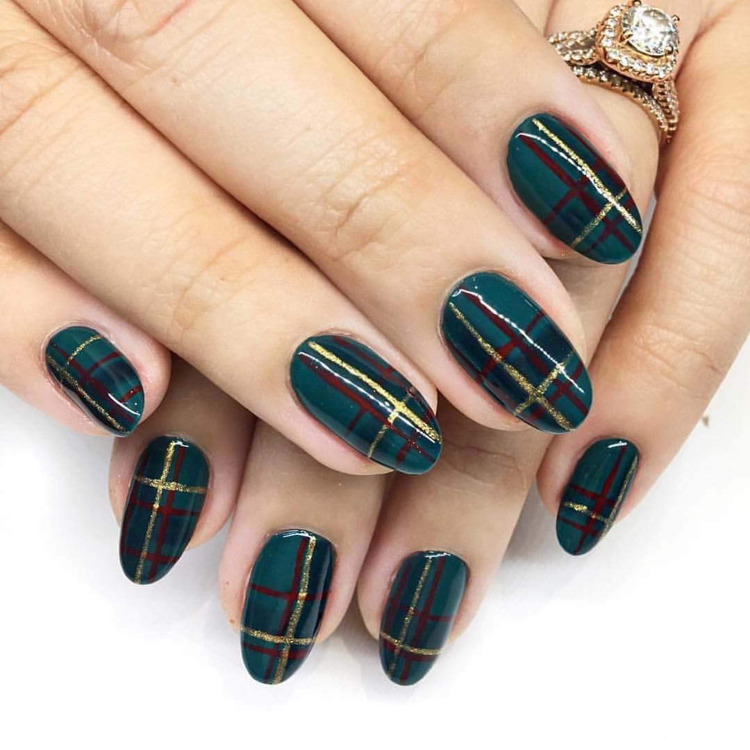 beauty-nokti-zeleni-modnialmanah