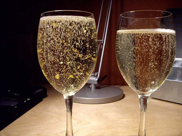 lifestyle-pjenušac-zlatni-listići-modnialmanah