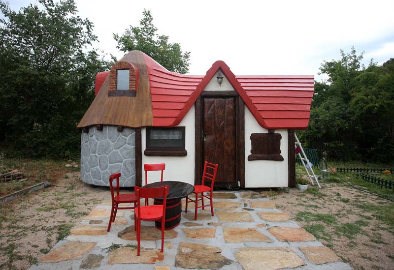 lifestyle-NP-krka-Fairytale-Village-izlet-vikend