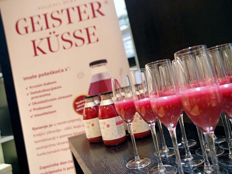 hogl-fashion-Geisterkűsse-modnialmanah-alma-savjetuje-stilistica-moda