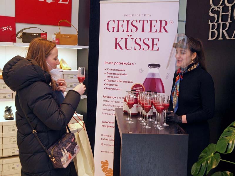 hogl-fashion-Geisterkűsse-modnialmanah-alma-savjetuje-stilistica-moda