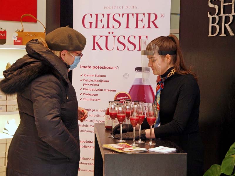 hogl-fashion-Geisterkűsse-modnialmanah-alma-savjetuje-stilistica-moda