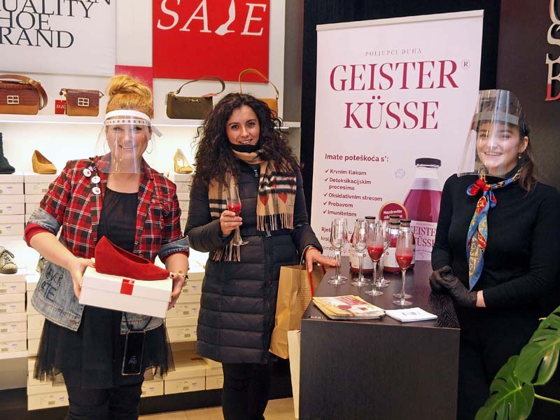 hogl-fashion-Geisterkűsse-modnialmanah-alma-savjetuje-stilistica-moda