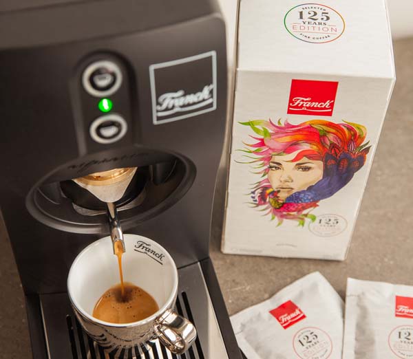 lifestyle-Franck-Easy-Serve-espresso-aparat-modnialmanah-franck
