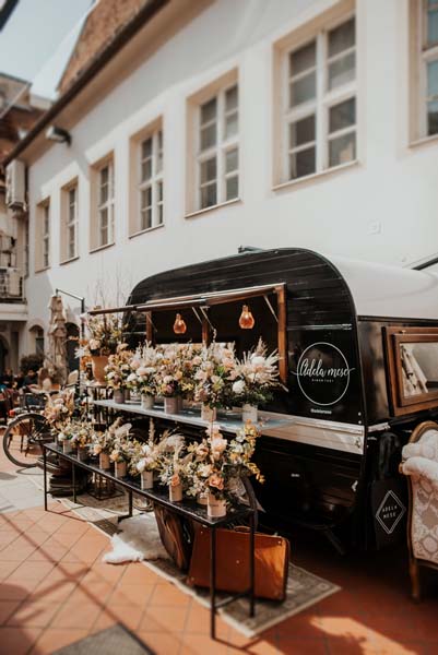 Spring-Fling-flower-market-adele-mese-cvijeće-modnialmanah-lifestyle