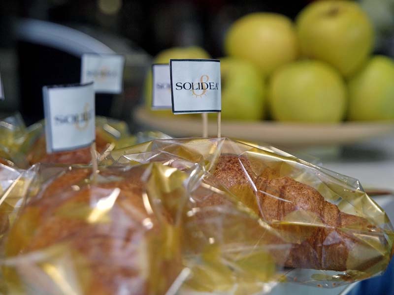 solidea-fashion-moda-Fitness-klub-Invictus-modnialmanah-tajice-silver-wave