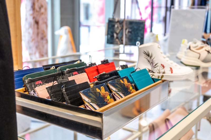 ted-baker-designer-outlet-croatia-modnialmanah-shopping