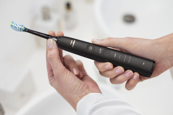 beauty-Philips-Sonicare-četkica-za-zube-modnialmanah