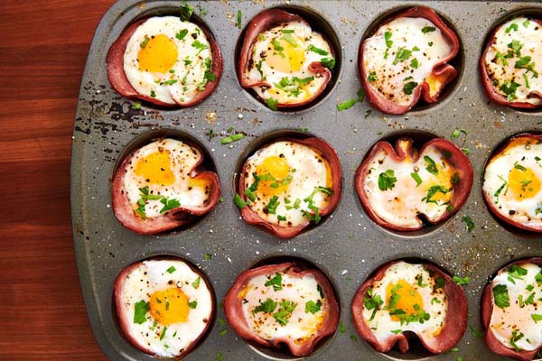 gastro-recept-šunka-jaja-modnialmanah