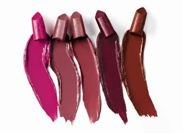 beauty-Avon-True-Ultra-lipstick-ruž-za-usne-modnialmanah-make-up