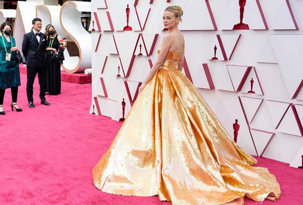 fashion-oscar-2021-moda-red-carpet-modnialmanah
