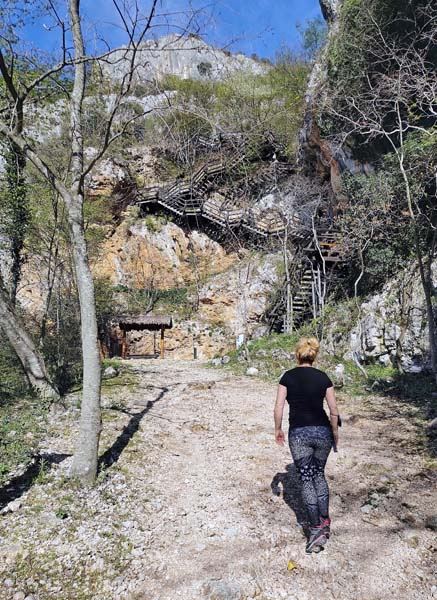nacionalni-park-krka-lifestyle-skradinski-buk-roški-slap-visovac-izlet-modnialmanah-priroda