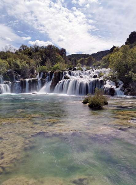 nacionalni-park-krka-lifestyle-skradinski-buk-roški-slap-visovac-izlet-modnialmanah-priroda