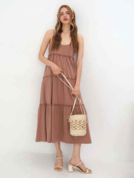 fashion-sinsay-modnialmanah-nude