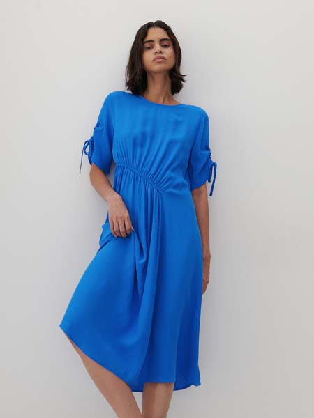 fashion-reserved-modnialmanah-proljeće-svečanosti