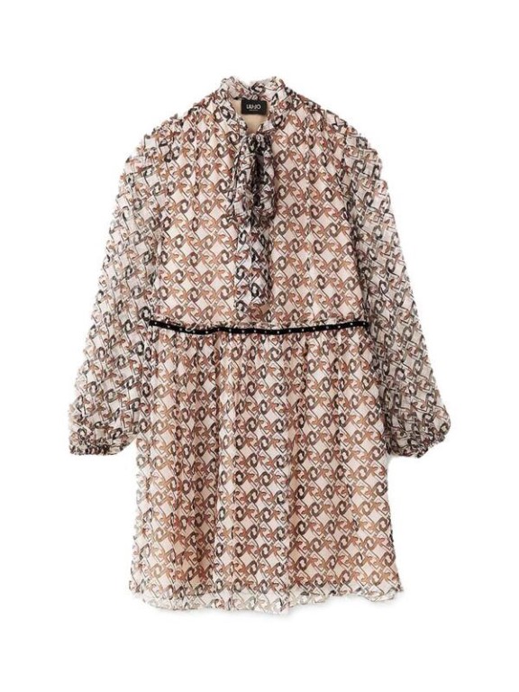 fashion-modni-imperativ-proljeće-2021-modnialmanah