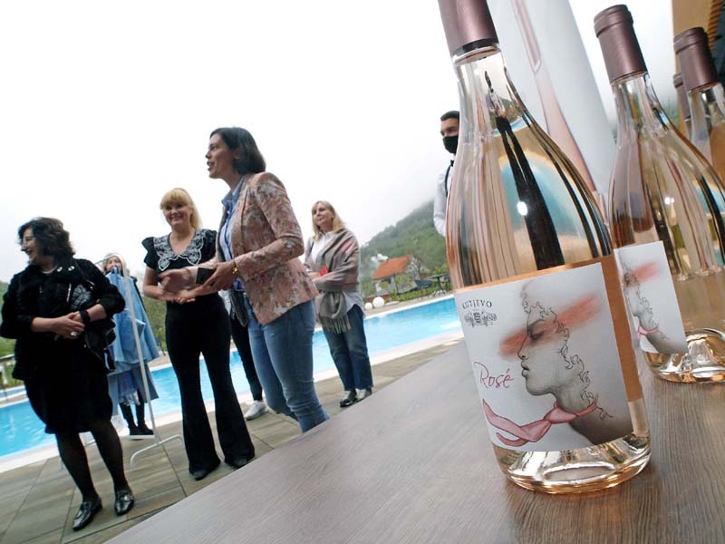 C&A-camping-plitvice-fashion-moda-lan-modnialmanah