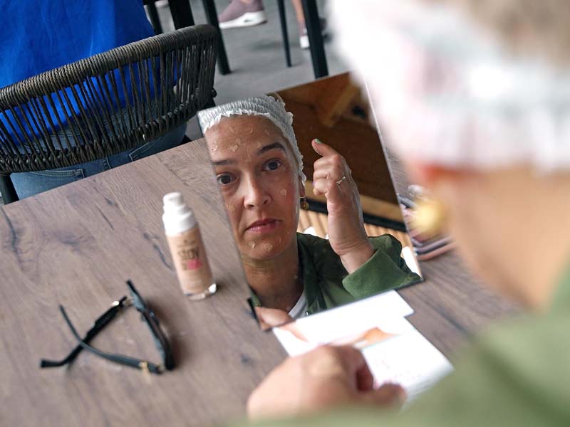 essence-make-up-šminka-modnialmanah-camping-plitvice