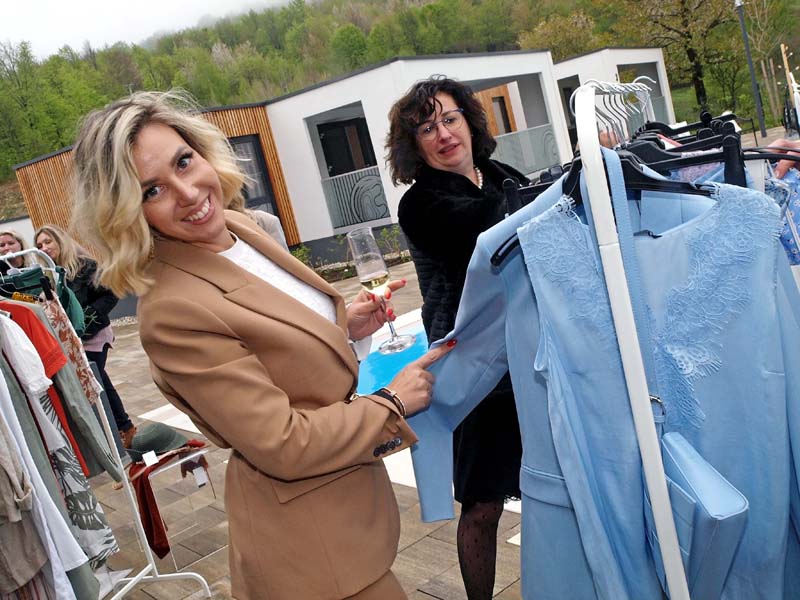 camping-plitvice-women's-days-c&a-nitui-catrice-ccc-vino-uz-žlicu-baraćeve-spilje-plitvička-jezera-kozel-kaptol-vina-soldo-lažni-svjedok