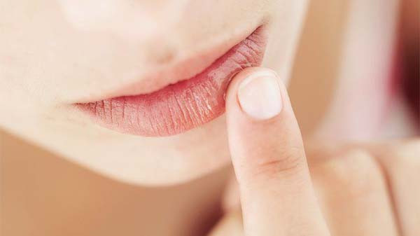 dr-Renaud-BB-krea-usne-beauty-modnialmanah-APRICOT-BB-LIPS
