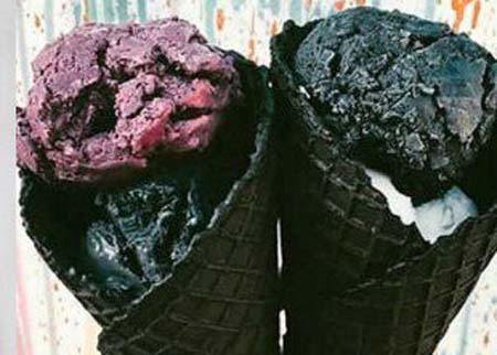 gastro-crni-sladoled-modnialmanah