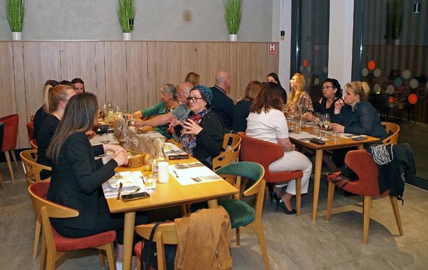 lička-žlica-vino-uz-žlicu-camping-plitvice-gastro-modnialmanah