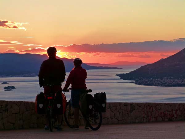 pelješac-lifestyle-modnialmanah-turizam-hrvatska