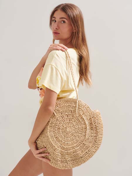 mohito-Vacation-essentials-fashion-modnialmanah-moda
