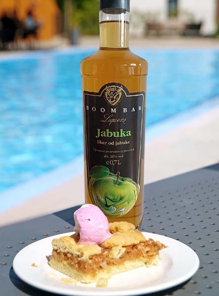 drinkoteka-liquers-boombar-liker-gastro-modnialmanah