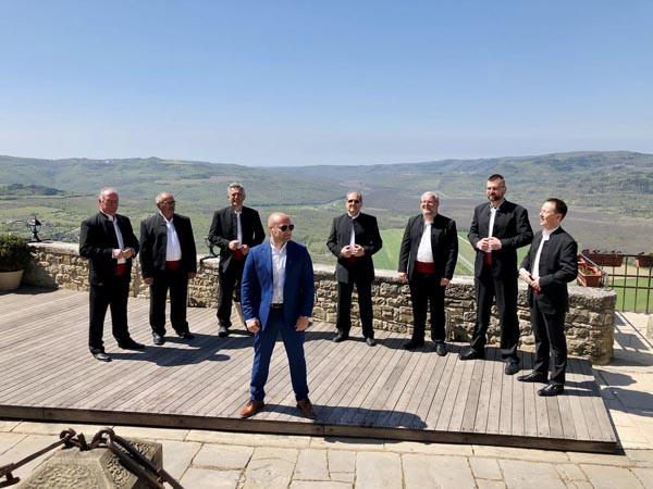 lifestyle-valerio-ricchiuto-klapa-motovun-spot-pjesma