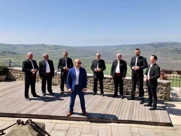 lifestyle-valerio-ricchiuto-klapa-motovun-spot-pjesma