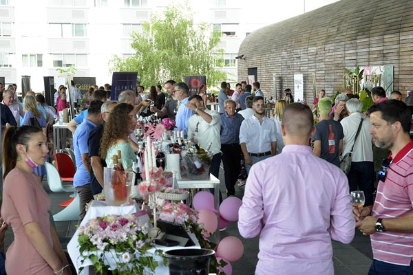 pink-day-festival-lifestyle-modnialmanah