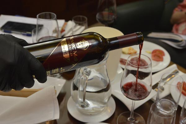 vinski-razgovori-vinarija-bezek-modnialmanah-le-premier-gastro