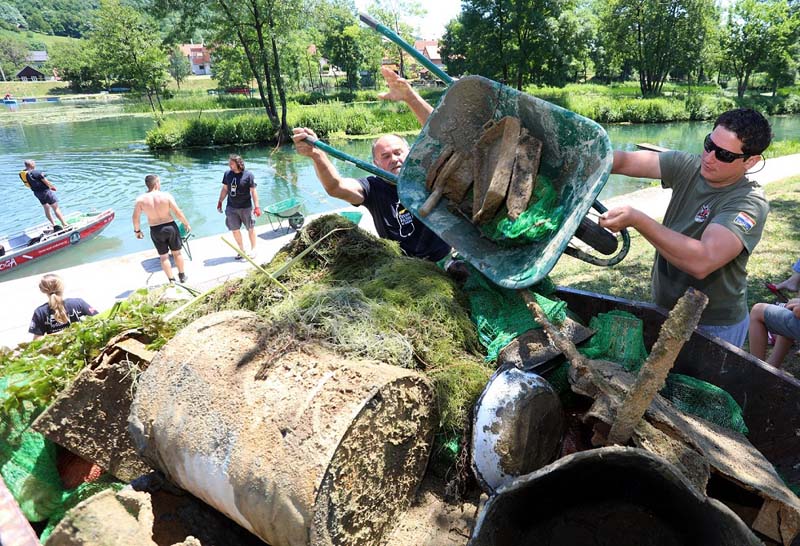 lifestyle-ožujsko-pivo-čuvaj-pazi-ne-bacaj-modnialmanah