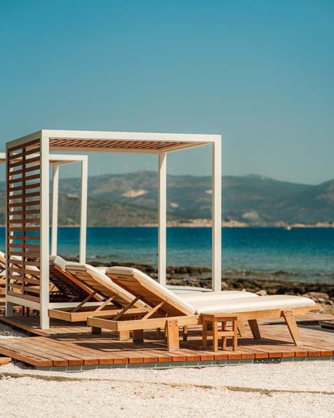 SHKOY-beach-club-lifestyle-drvenik-veli