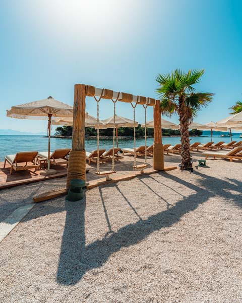 SHKOY-beach-club-lifestyle-drvenik-veli