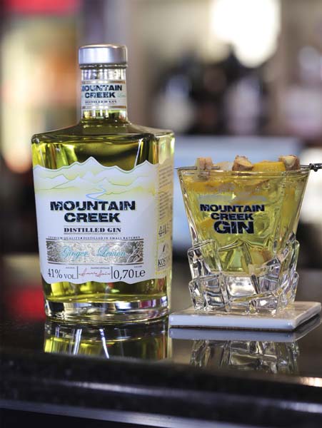 Gin-Mountain-Creek-kostelac-šljokice-modnialmanah-gastro