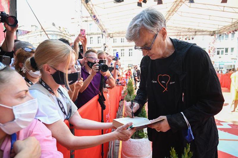 bono-vox-wim-wenders-sff-sarajevo-film-festival-modnialmanah-lifestyle