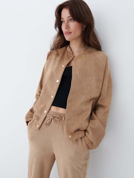 fashion-mohito-kožna-jakna-modnialmanah