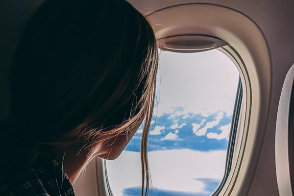 lifestyle-let-avion-modnialmanah-strah
