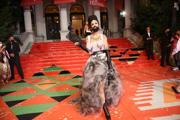 sff-fashion-sarajevo-film-festival-red-carpet-modnialmanah-božo-vrećo